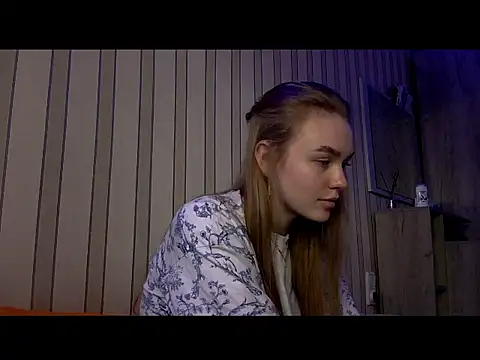 Snapshot of melissashineee chatting on 02/17/26, 10:45 melissashineee online show from 02/17/26, 10:45