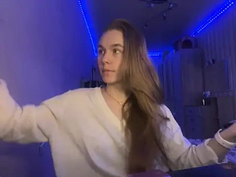 Snapshot of melissashineee chatting on 02/23/26, 12:06 melissashineee online show from 02/23/26, 12:06