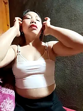 Pretty girl 2 online show from 02/24/26, 01:23