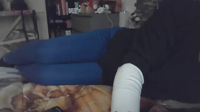 Snapshot of luanahot1 chatting on 02/16/26, 12:59 luanahot1 online show from 02/16/26, 12:59