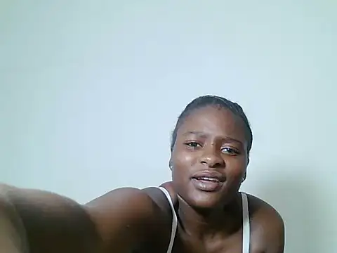 Snapshot of Darkbeauty27 chatting on 02/24/26, 08:10 Darkbeauty27 online show from 02/24/26, 08:10