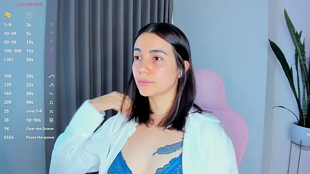 sara ospina22 online show from 04/14/26, 12:43