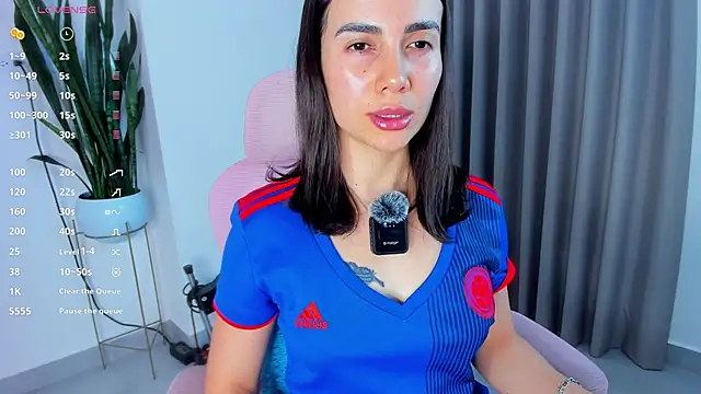 Snapshot of sara_ospina22 chatting on 06/11/26, 09:34 sara ospina22 online show from 06/11/26, 09:34