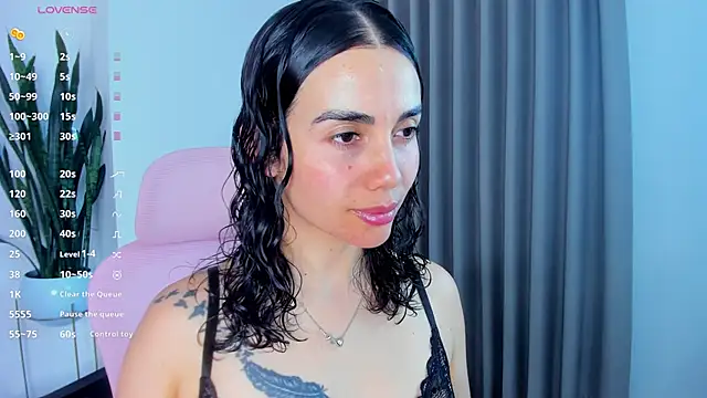 Snapshot of sara_ospina22 chatting on 06/30/26, 12:16 sara ospina22 online show from 06/30/26, 12:16