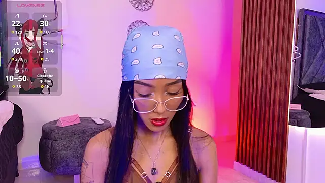 Snapshot of LunaVelour13 chatting on 02/24/26, 02:23 LunaVelour13 online show from 02/24/26, 02:23