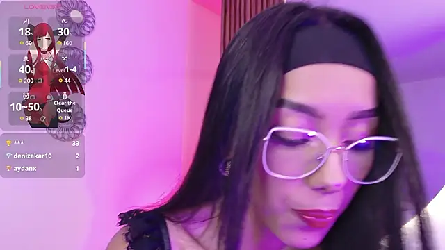 Snapshot of LunaVelour13 chatting on 02/15/26, 07:51 LunaVelour13 online show from 02/15/26, 07:51