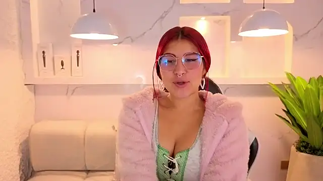 emily  tp online show from 02/25/26, 12:38