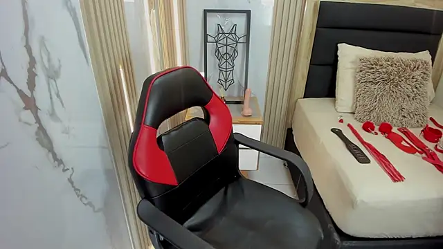 Snapshot of abby_zoee chatting on 02/27/26, 12:27 abby zoee online show from 02/27/26, 12:27