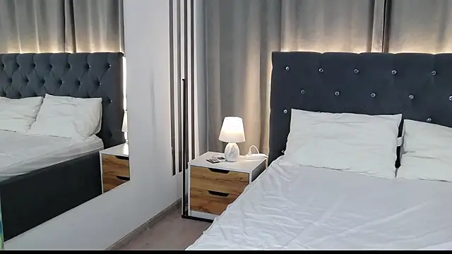 VikkyVonn online show from 07/18/26, 10:46