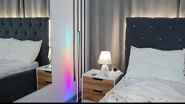 VikkyVonn online show from 07/17/26, 10:56