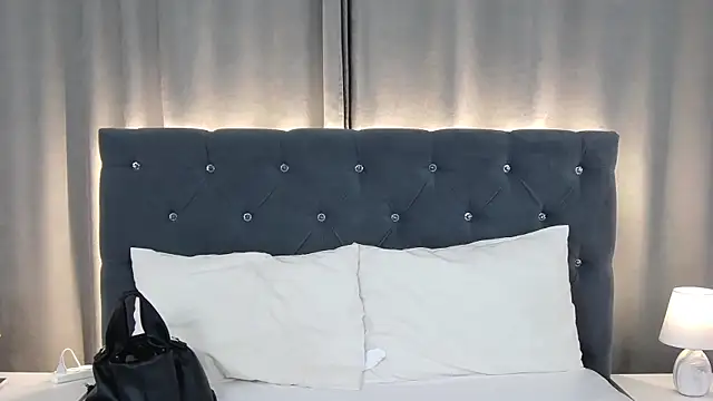 VikkyVonn online show from 07/12/26, 10:49