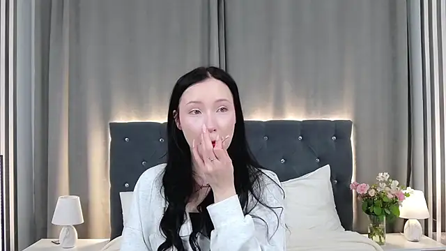 VikkyVonn online show from 04/09/26, 10:43