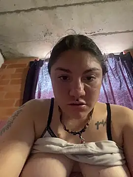 ZoE-sweettt online show from 04/13/26, 08:24