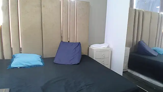 cherry07  online show from 02/16/26, 11:20