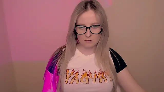 AnnePeach online show from 04/02/26, 04:57