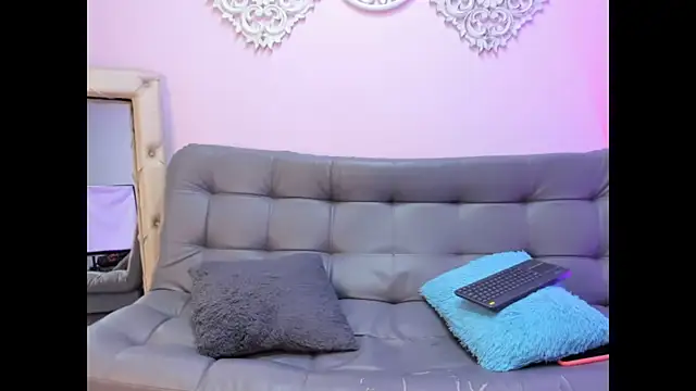 lily rose1 online show from 04/23/26, 10:11