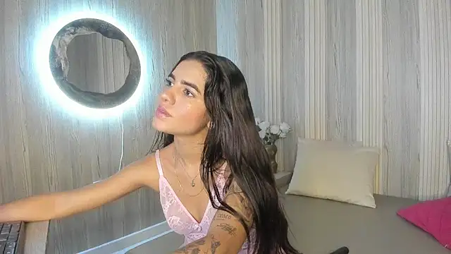Isabellaa Rosee online show from 06/19/26, 08:03