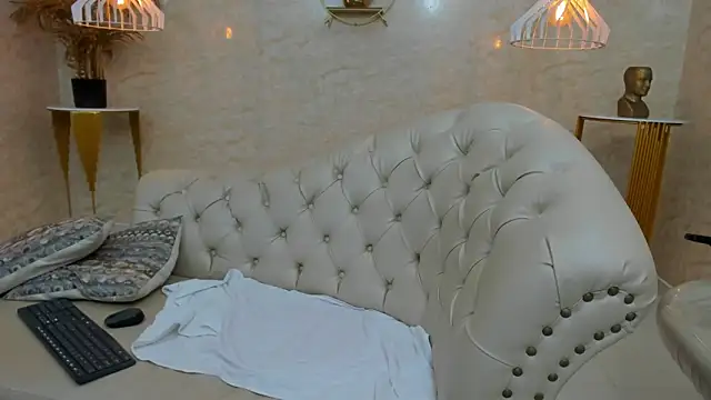 Snapshot of Isabellaa_Rosee chatting on 03/01/26, 07:47 Isabellaa Rosee online show from 03/01/26, 07:47