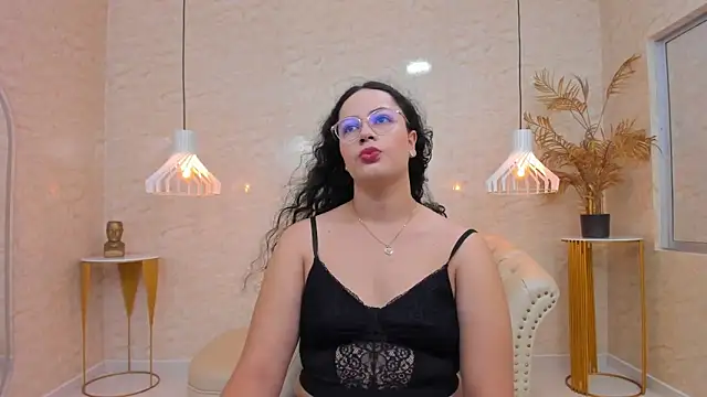 Snapshot of Valeryy_Bliss chatting on 02/23/26, 11:44 Valeryy Bliss online show from 02/23/26, 11:44