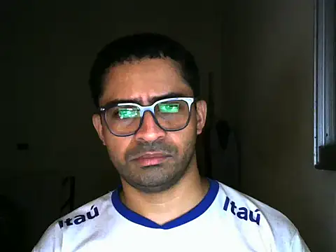 Snapshot of honeybatista chatting on 02/20/26, 11:45 honeybatista online show from 02/20/26, 11:45