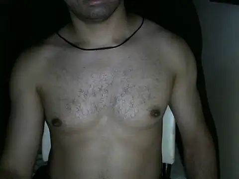 Snapshot of honeybatista chatting on 02/14/26, 12:44 honeybatista online show from 02/14/26, 12:44