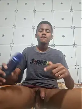 jujubinha1028 online show from 02/17/26, 02:31