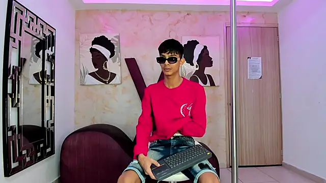 Snapshot of KITTY_BOSH chatting on 02/25/26, 01:22 KITTY BOSH online show from 02/25/26, 01:22