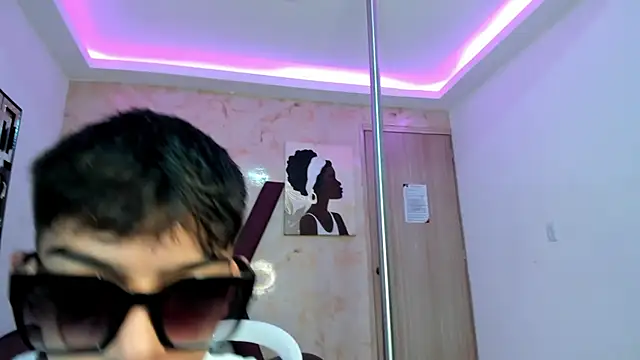 Snapshot of KITTY_BOSH chatting on 02/24/26, 01:12 KITTY BOSH online show from 02/24/26, 01:12