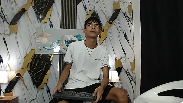 KITTY BOSH online show from 03/17/26, 12:57