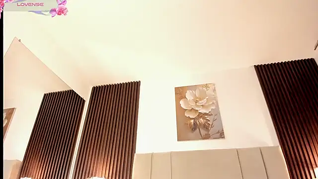  MiLa Dyva online show from 04/11/26, 05:05