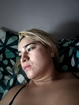 Snapshot of violet-grey chatting on 02/28/26, 01:55 violet-grey online show from 02/28/26, 01:55