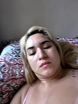 Snapshot of violet-grey chatting on 03/14/26, 04:13 violet-grey online show from 03/14/26, 04:13