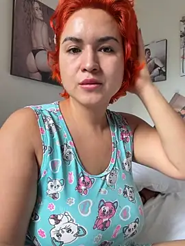 Snapshot of violet-grey chatting on 06/18/26, 03:39 violet-grey online show from 06/18/26, 03:39