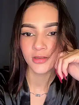 CarolineEvans x online show from 04/02/26, 07:26