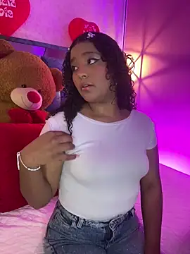 Snapshot of canelaa_sweet5 chatting on 02/17/26, 01:47 canelaa sweet5 online show from 02/17/26, 01:47