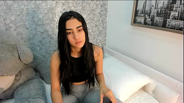 Anika H online show from 03/25/26, 12:15