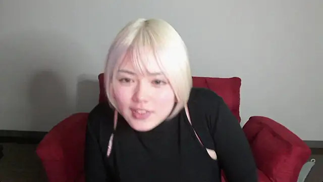 uru luv000 online show from 02/19/26, 08:22