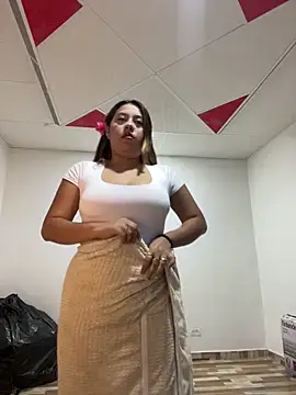 Emiily joee  online show from 05/26/26, 02:09