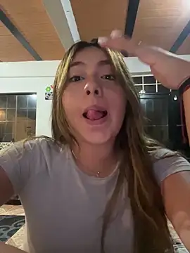 Emiily joee  online show from 04/04/26, 01:01