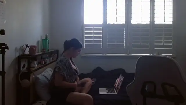 Snapshot of yourmila1 chatting on 02/27/26, 11:15 yourmila1 online show from 02/27/26, 11:15