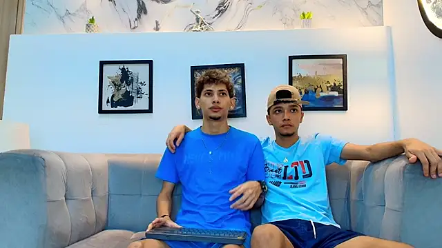 YOUNG BOYS HELL online show from 04/22/26, 01:12