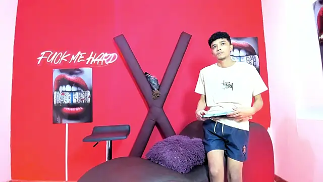 YOUNG BOYS HELL online show from 03/22/26, 11:17