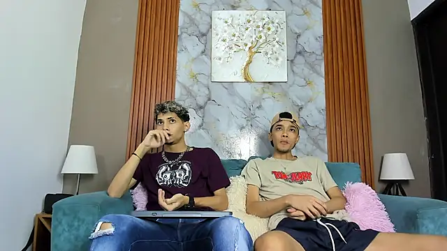 YOUNG BOYS HELL online show from 03/26/26, 01:26