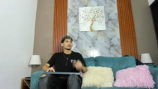 YOUNG BOYS HELL online show from 03/28/26, 01:17