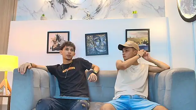 YOUNG BOYS HELL online show from 04/21/26, 01:42