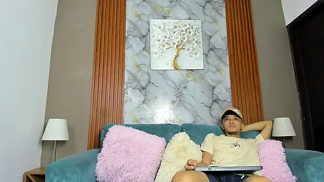 YOUNG BOYS HELL online show from 03/25/26, 01:50