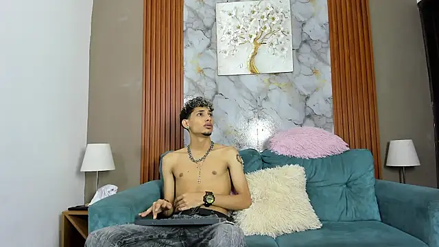 YOUNG BOYS HELL online show from 03/29/26, 05:20