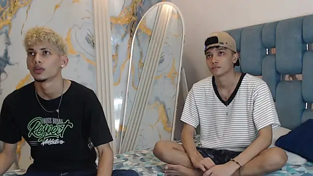 YOUNG BOYS HELL online show from 05/13/26, 01:23