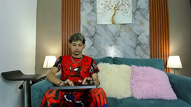 Snapshot of YOUNG_BOYS_HELL chatting on 03/01/26, 01:16 YOUNG BOYS HELL online show from 03/01/26, 01:16