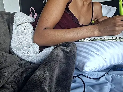 Cinnamonbunn online show from 02/26/26, 06:19